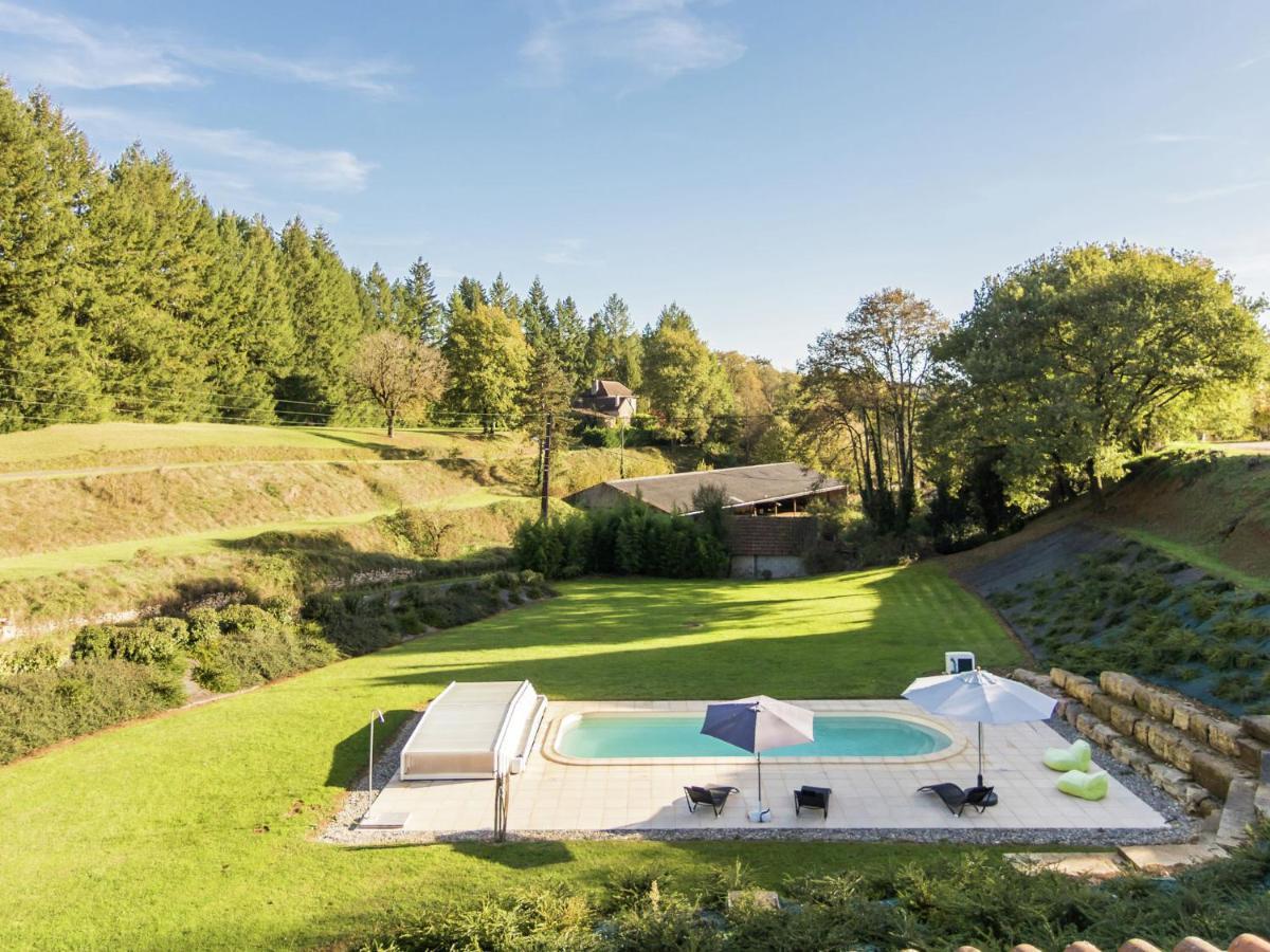 Luxury Villa With Pool On The Edge Of Montignac Bagian luar foto
