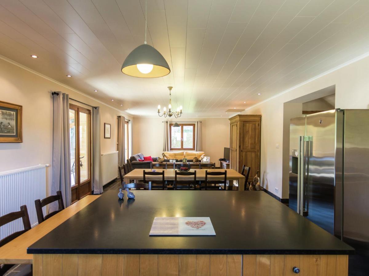 Luxury Villa With Pool On The Edge Of Montignac Bagian luar foto
