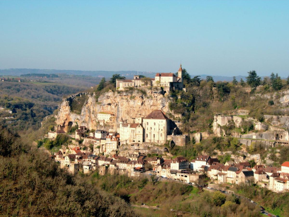 Luxury Villa With Pool On The Edge Of Montignac Bagian luar foto