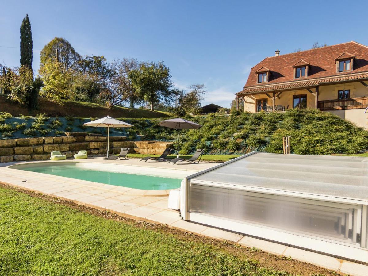 Luxury Villa With Pool On The Edge Of Montignac Bagian luar foto